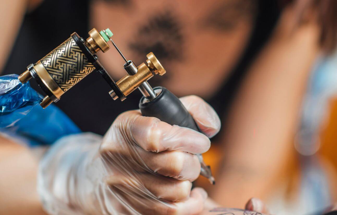 The Importance of Choosing the Right Tattoo Artist for Your First Tattoo